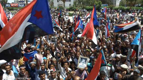 قادة الحراك اليمني يدعون للبحث عن حل لقضيتهم