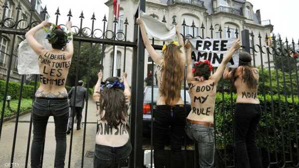   تونس ,   عارية الصدر التونسية ,   منظمة فيمن ,   حركة فيمن ,   فيمن