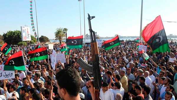   ليبيا , 	 الحكومة الليبية , 	 عبدالله الثني , 	 خليفة حفتر , 	 معارك بنغازي