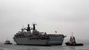 سفينة حربية تجلي 100 بريطاني من ليبيا - أخبار سكاي نيوز عربية