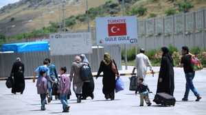 لاجئون سوريون يغادرون غازي عنتاب التركية - أخبار سكاي نيوز عربية